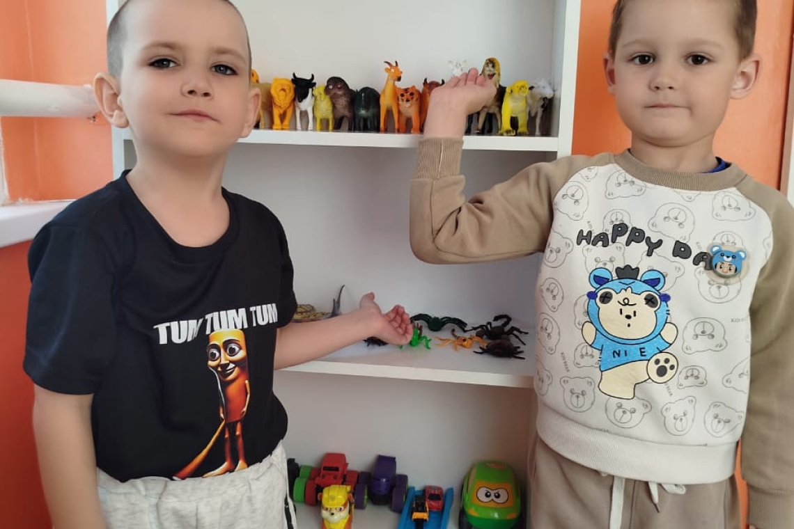 «Порядок и аккуратность» (коллективный труд, практическая деятельность). Цель: формировать навыки аккуратности, приучать к порядку и совместному труду. #Адалазамат